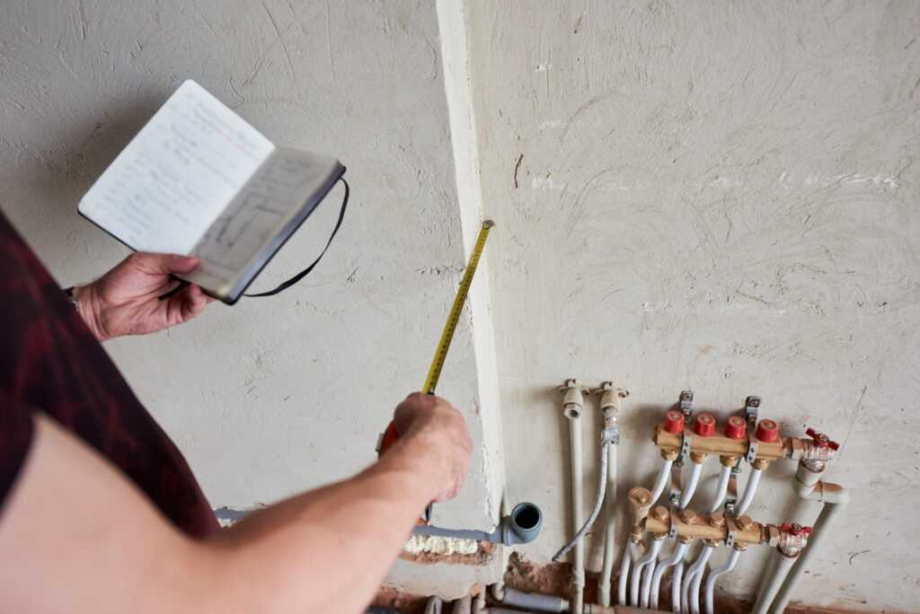 What is the 135 rule in plumbing?